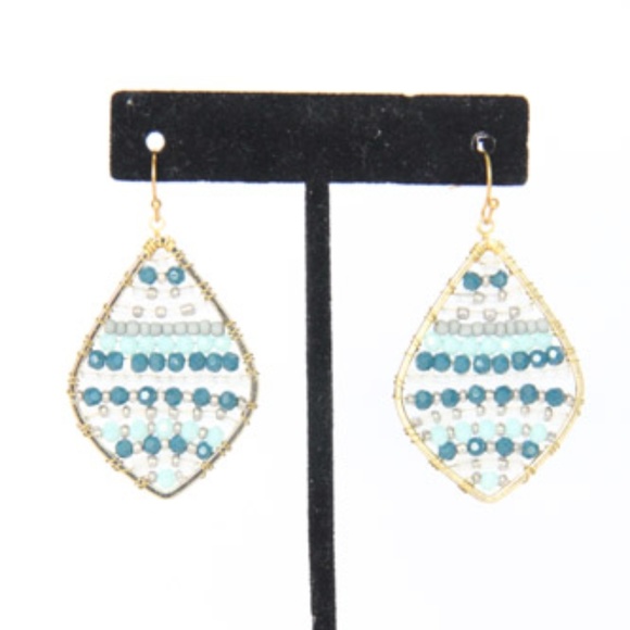 Handmade Earrings Gold Tone Aqua Beads C. Winter NEW Beaded Jewelry - Picture 1 of 6